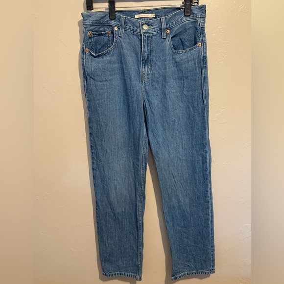 Levi's Women's Low Pro Relaxed Fit Straight Leg Jeans Denim Classic Size 28 - Picture 5 of 16